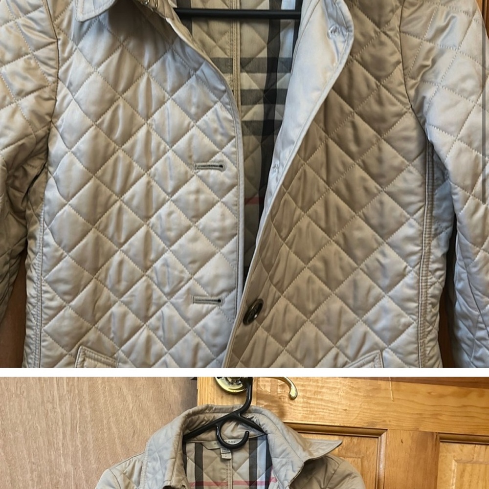 Burberry Tan Blazer with Diamond Quilting and Luxurious Finish